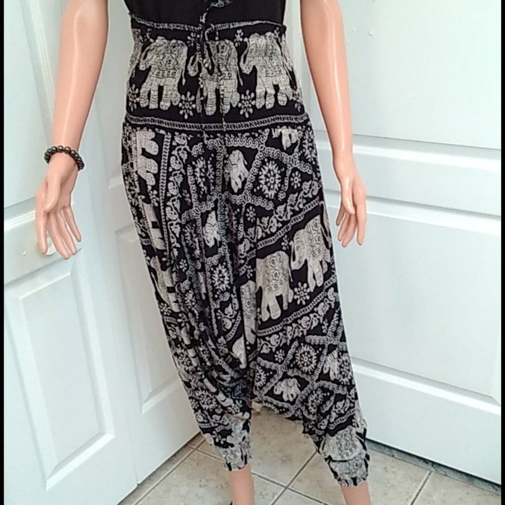 Hill Tribe Elephant Pants size L by Banjamath